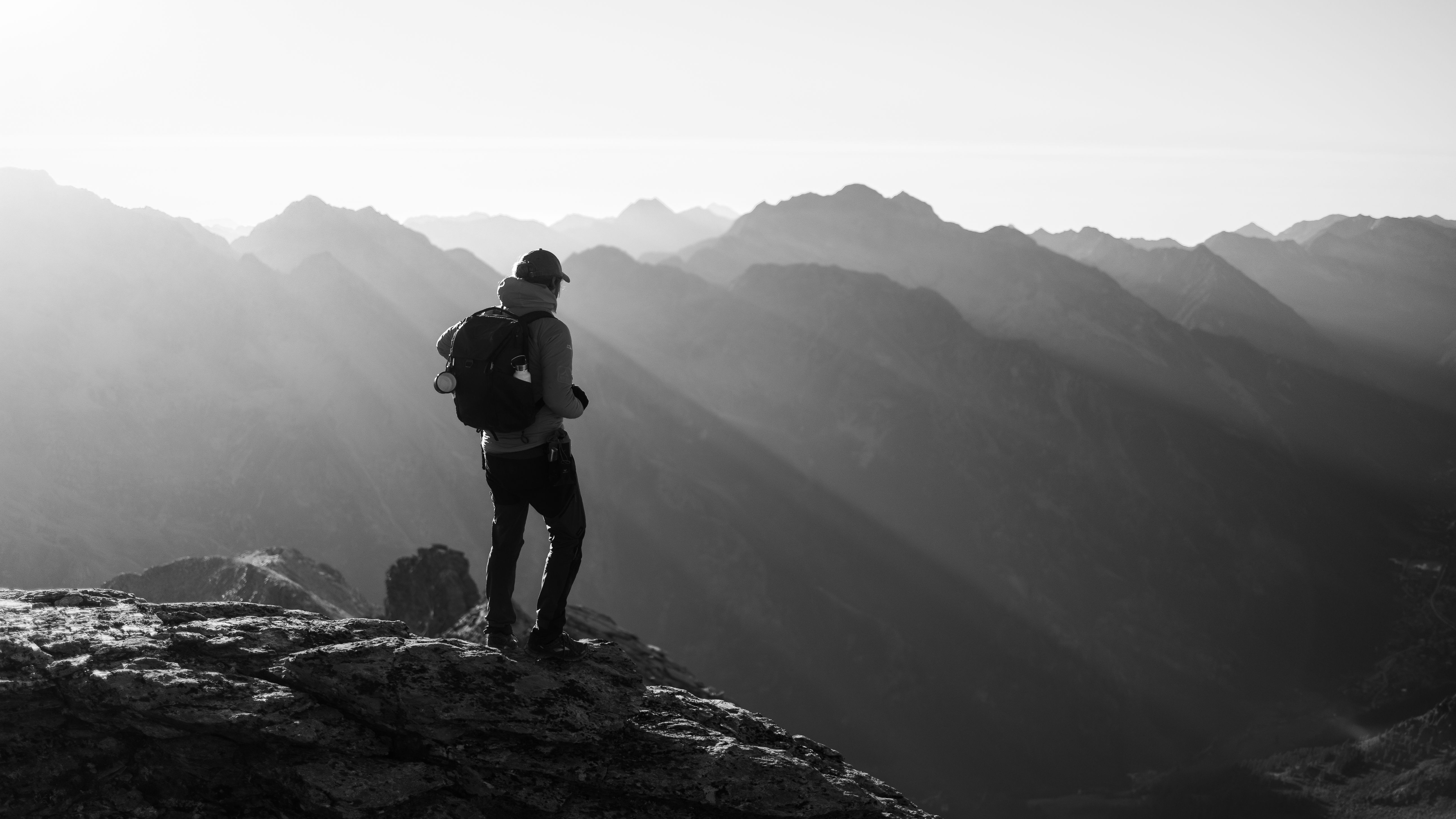 005. Solitude: My way back from isolation